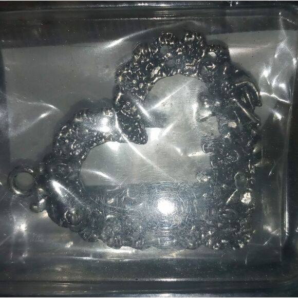 1 surprise 🫢 Charm 🎁 - Picture 11 of 11